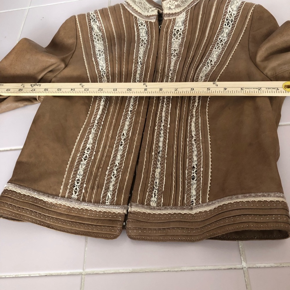 Elie Tahari Vintage Lace Detailed Leather Jacket - Picture 8 of 9